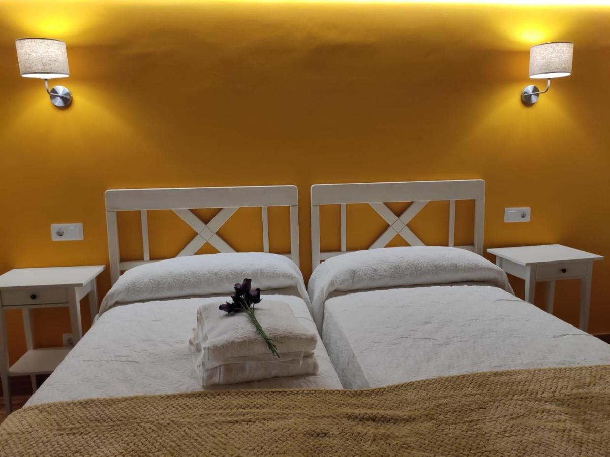 Casa Rural Sierra Del Solorio Iruecha Ngoại thất bức ảnh